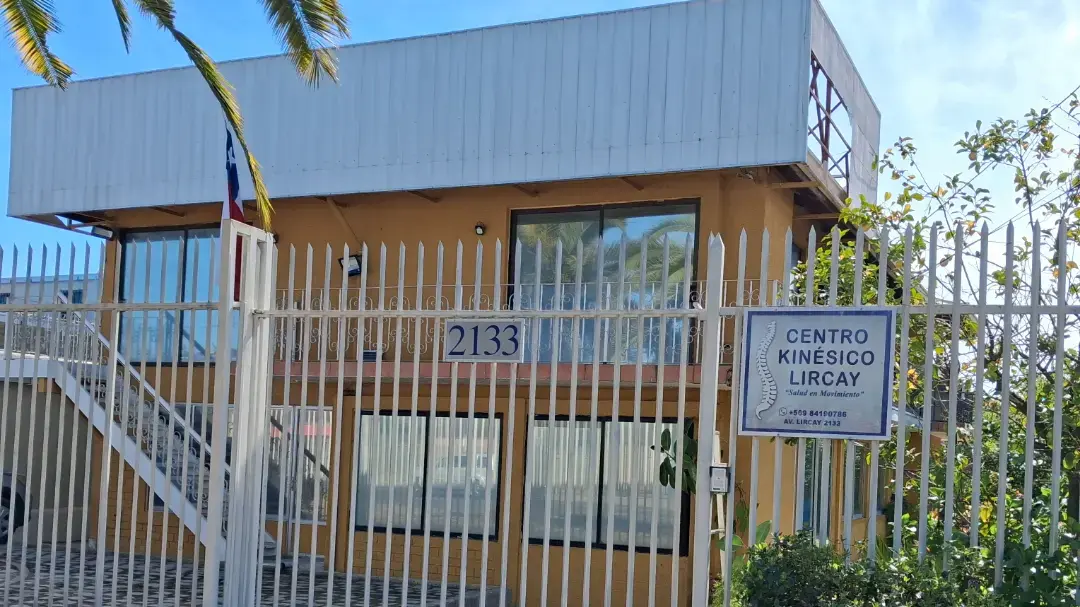 Portada de Centro Kinésico Lircay