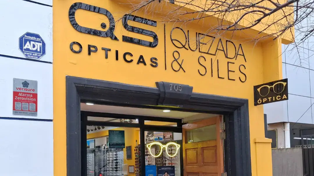 Portada de Ópticas QS 5 Norte
