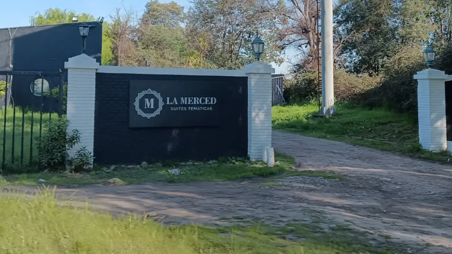 Portada de Motel La Merced