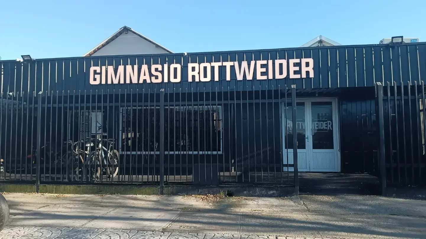 Portada de Gimnasio Rottweider