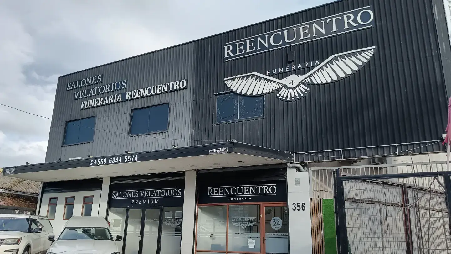 Portada de Funeraria Reencuentro Sur Poniente