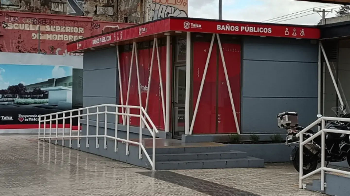 Baño Público Plaza Cienfuegos